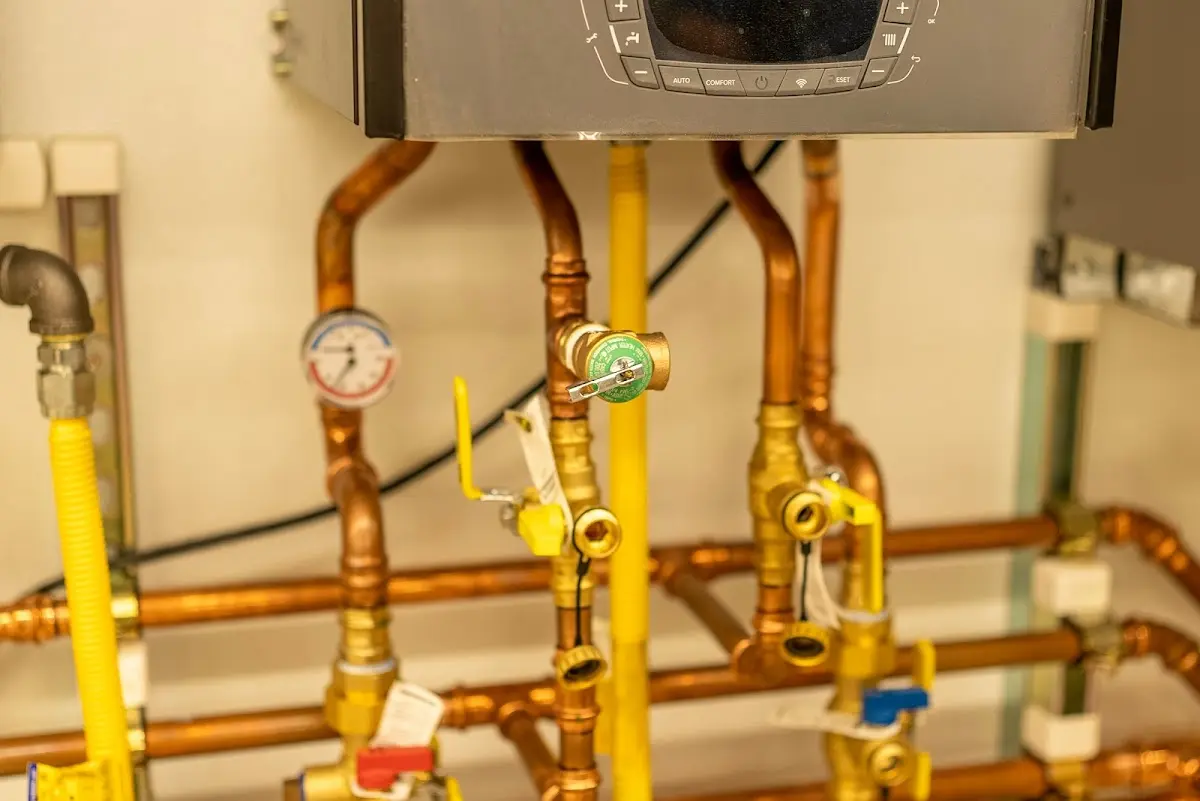 Licensed technician providing Sewer Cleanout for a homeowner in Henderson